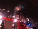 Feuer 3 Dachstuhlbrand Koeln Muelheim Gluecksburgstr P079